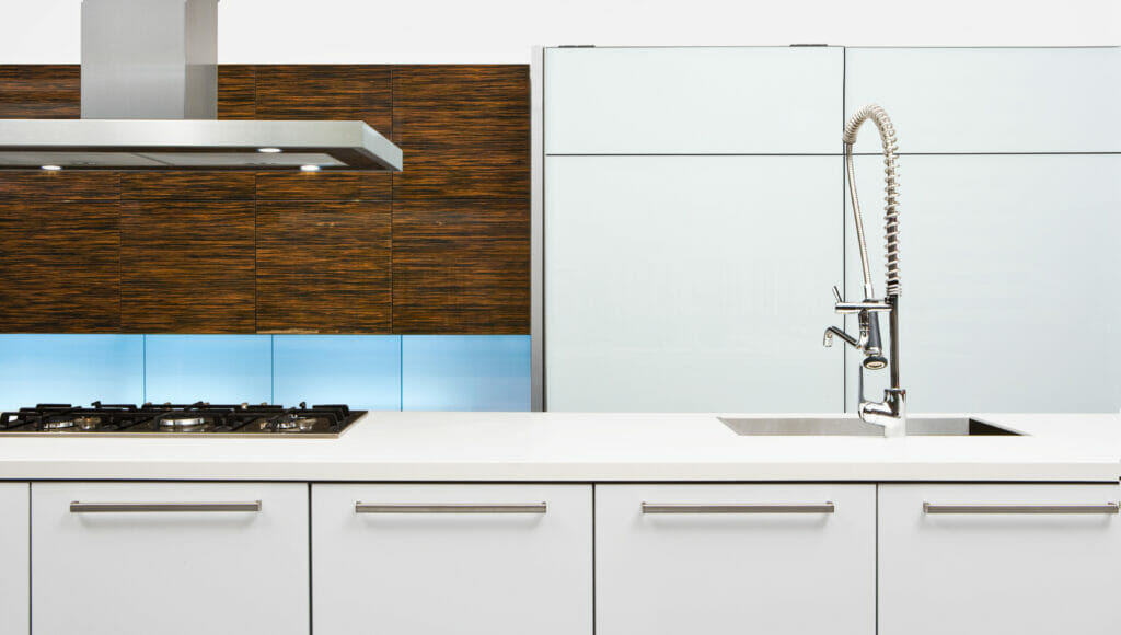 Caesarstone Blizzard | 130’’ x 64.6’’ | 2 CM| Polished Quartz Slab