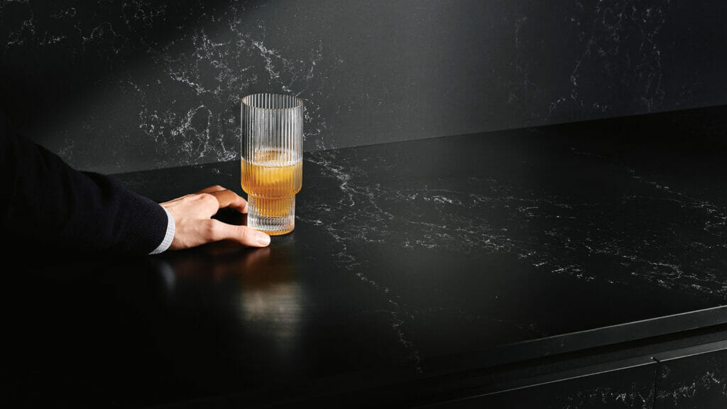 Caesarstone Empira Black | 130’’ x 64.6’’ | 2 CM| Polished Quartz Slab