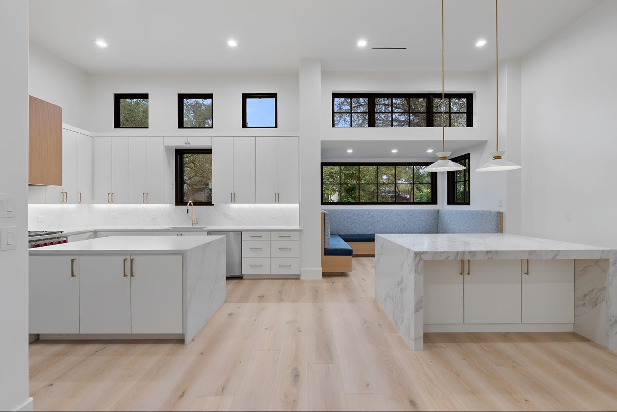 Stratus Surfaces | StratusQuartz | Regal Arabescato Gold | 139 x 79 Polished Quartz Slab