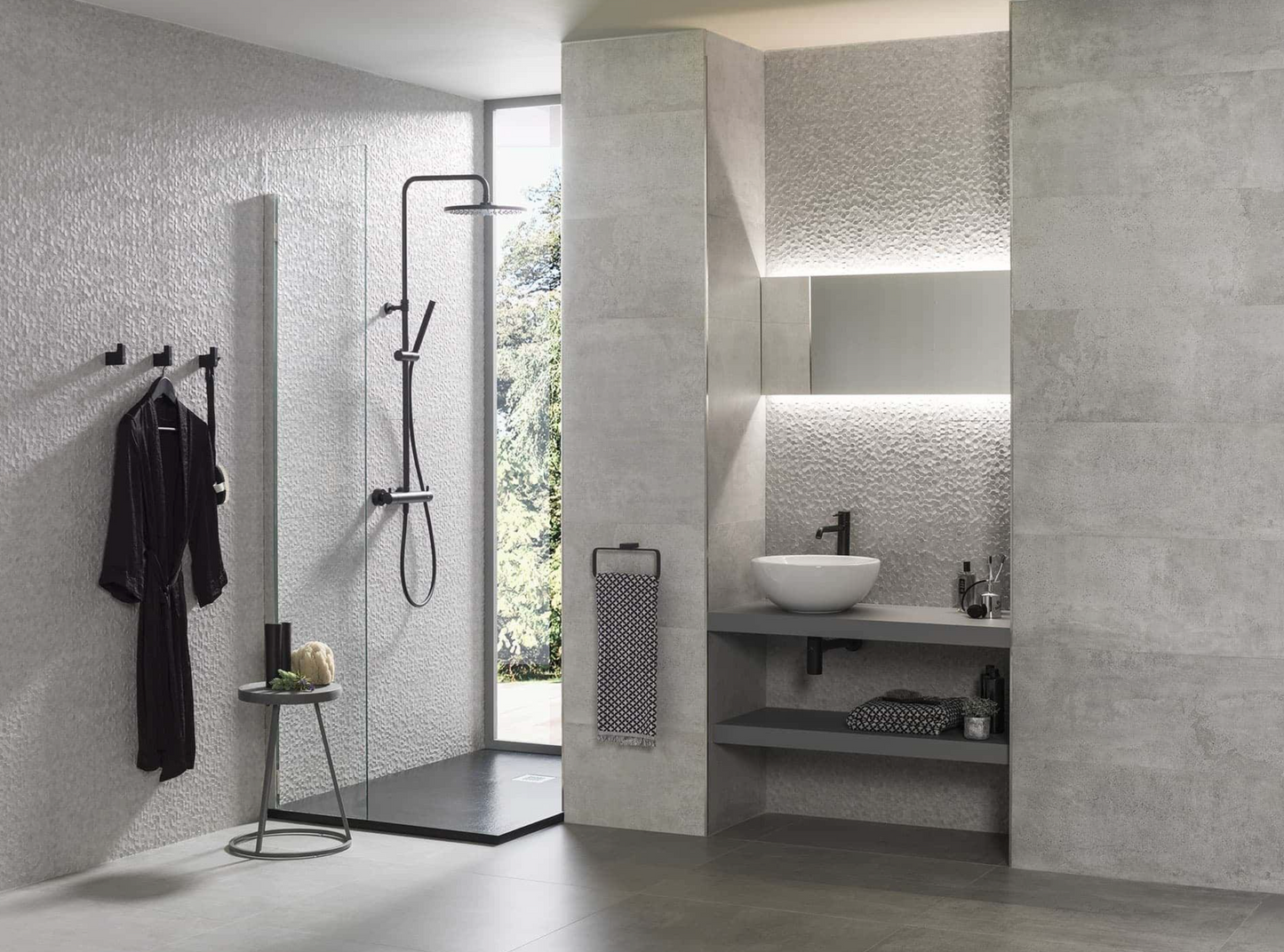 Porcelanosa Metropolitan Antracita 18"X47" Matte-gloss Grey ceramic wall tile