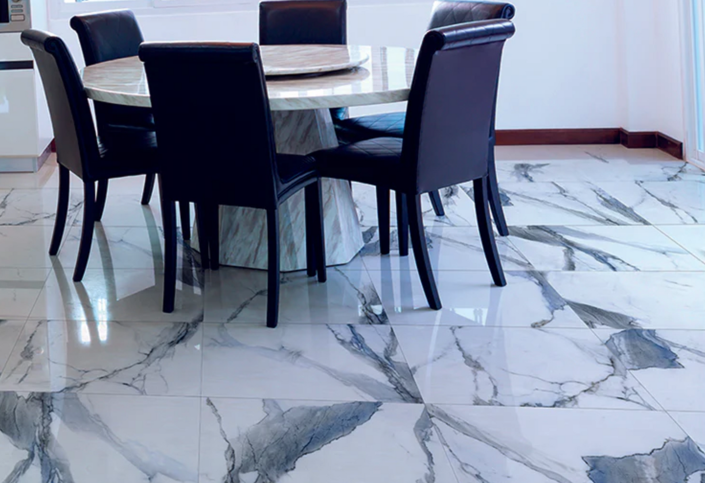 Ottimo Ceramics Calacatta Ocean 24’’ x 48’’ Polished Porcelain Tile