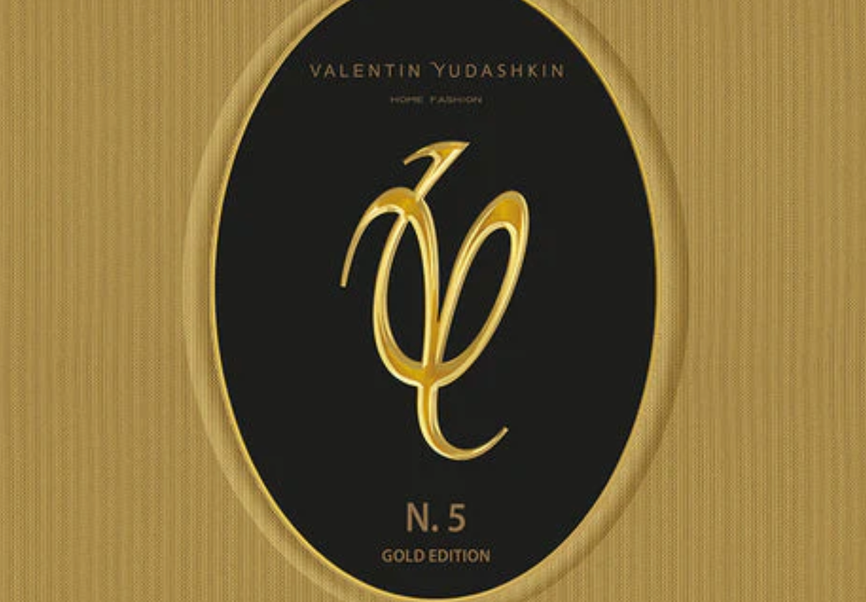 Emiliana Parati| Valentin Yudashkin 5 Collection| by Sancar Luxury Designer Wallpapers