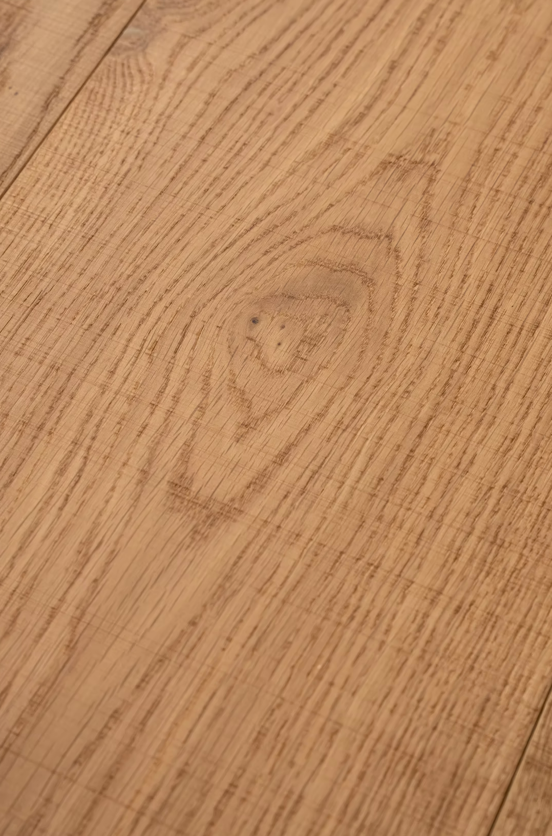 Bentham Plank |Engineered Hardwood| Varnett Collection | Aveline