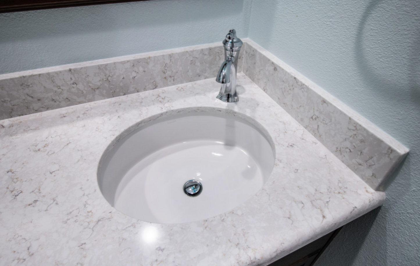 Cosentino Silestone Lusso 128’’ x 62’’ x 2.0 cm Polished Quartz Slab