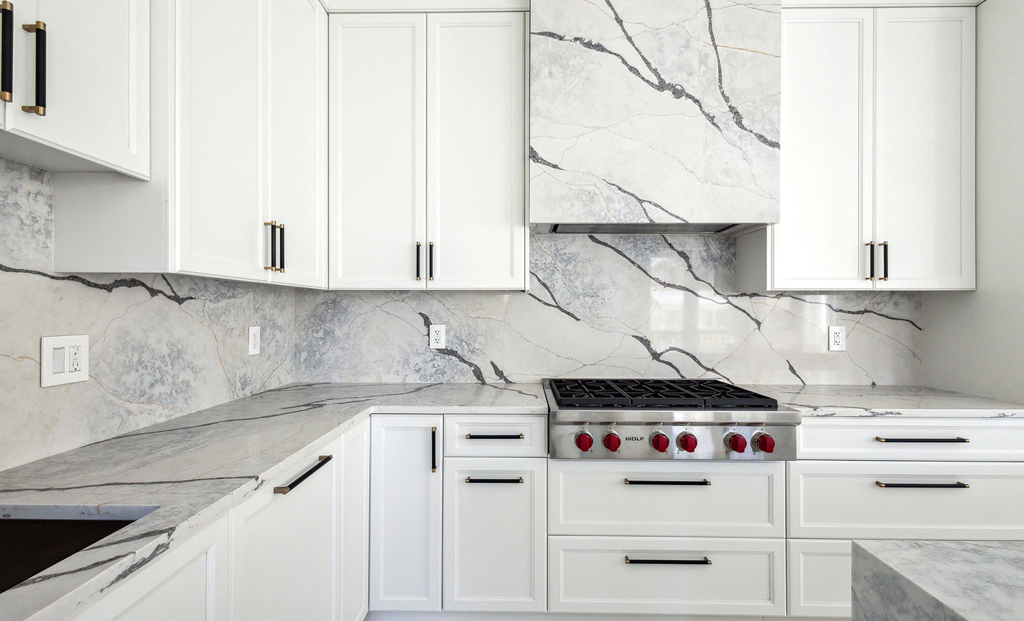 Vadara Quartz Sakura Polished 126" x 63" 2 cm Quartz Slab