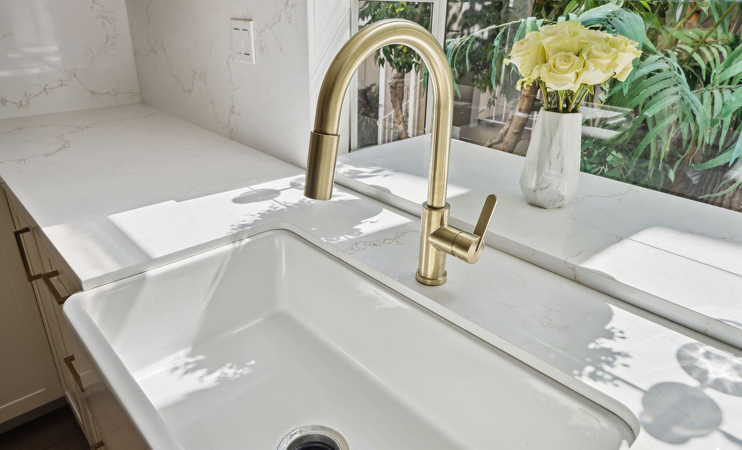 Vadara Quartz Sand Weaver Polished 126" x 63" 2 cm Quartz Slab