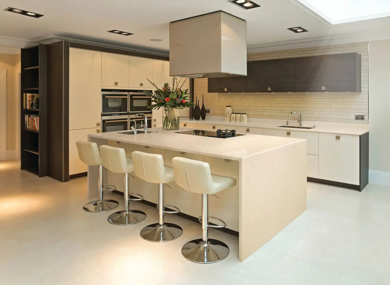 Cambria Fairbourne 132''x 65.5'' 2 cm Polished Quartz Slab