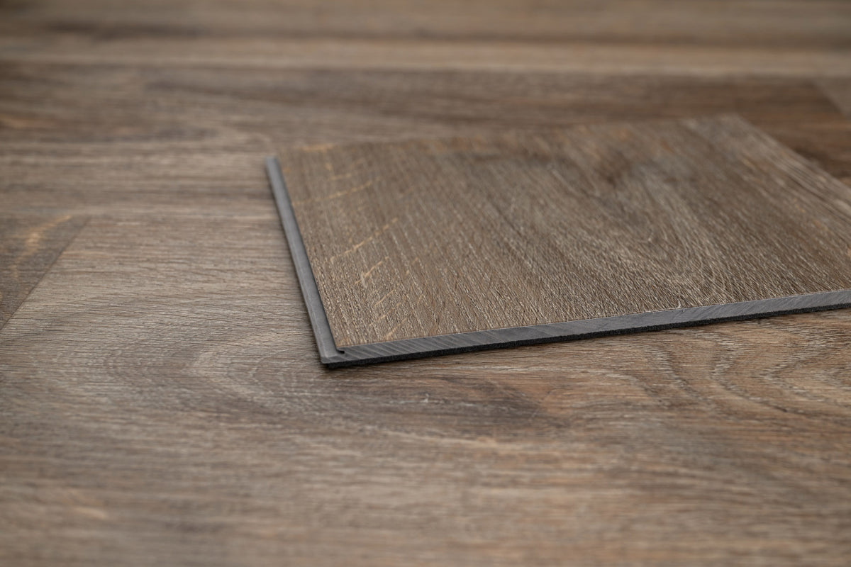 Gaia Flooring eTerra Collection| White Series| Grey Fox 48″ X 7.2″ X 6.5mm SPC Flooring