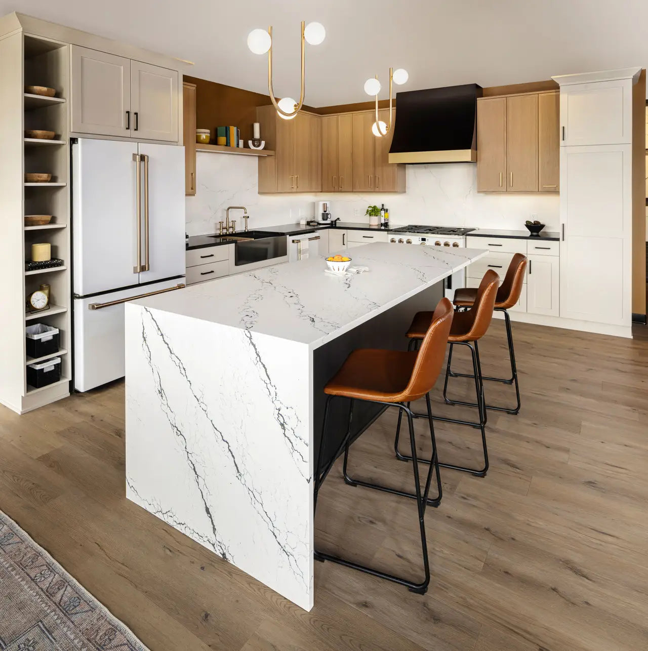 Cambria Inverness Platinum 132''x 65.5'' 2 cm Polished Quartz Slab