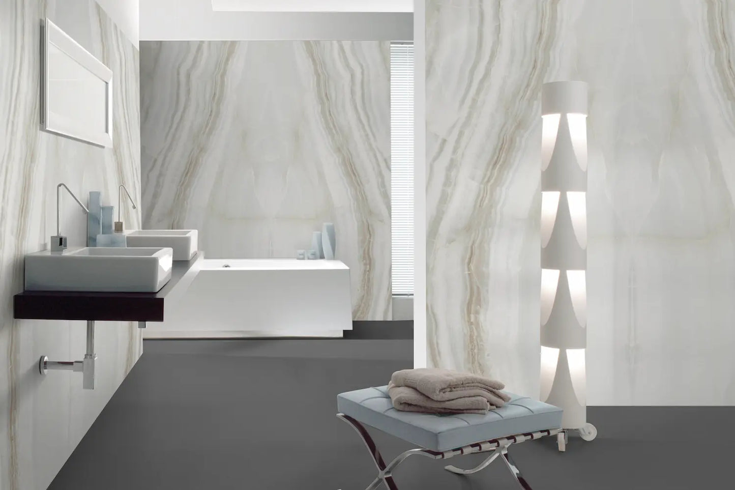 Francini |Forte Collection |Onyx Wave |126" x 63"|12mm Polished Porcelain Slab