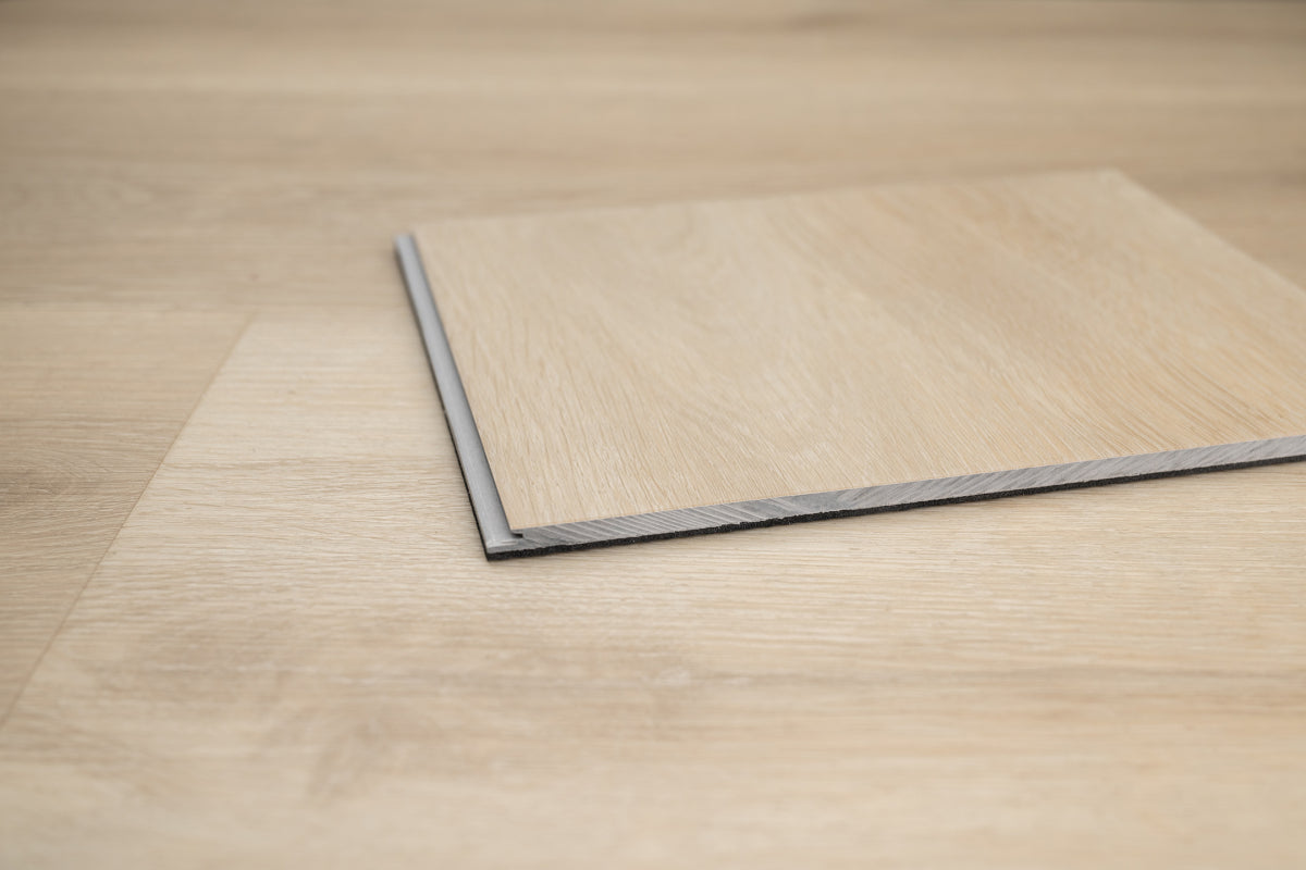 Gaia Flooring eTerra Collection| White Series| Sand Dollar 48″ X 7.2″ X 6.5mm SPC Flooring