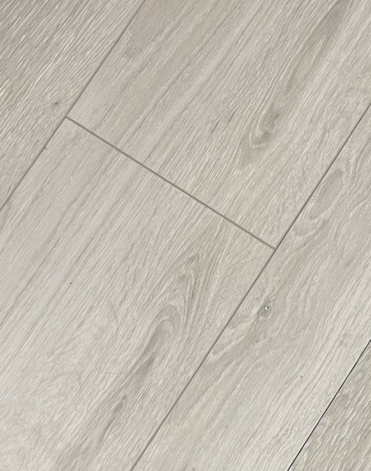 Oasis Wood Flooring Yosemite Collection Snow Creek 9" x 5 ft Laminate Flooring