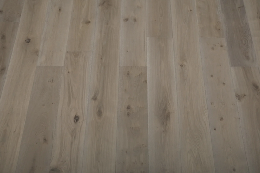 Amazon Wood Floors San Marino Series Via Tonacci European Oak Engineered Hardwood Flooring 9.5’’ x 2’-7’.3’’ RLs