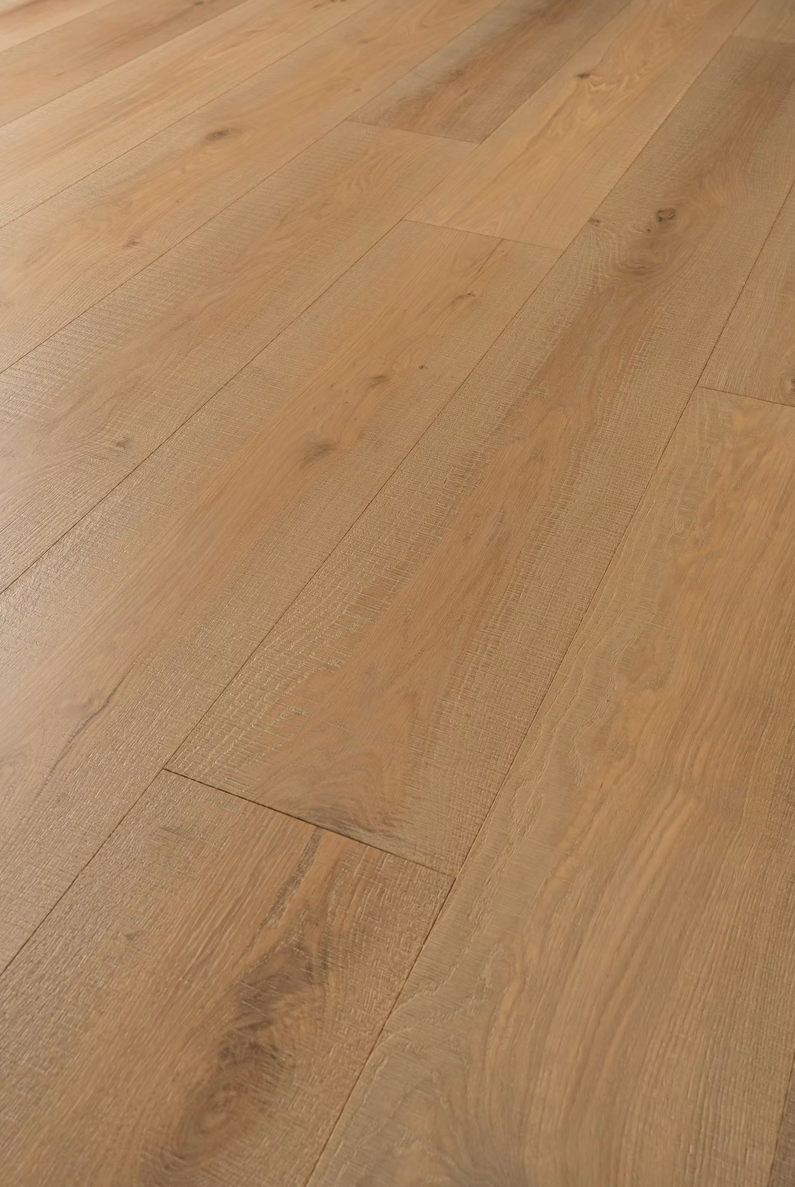 Bentham Plank |Engineered Hardwood| Varnett Collection | Cosima