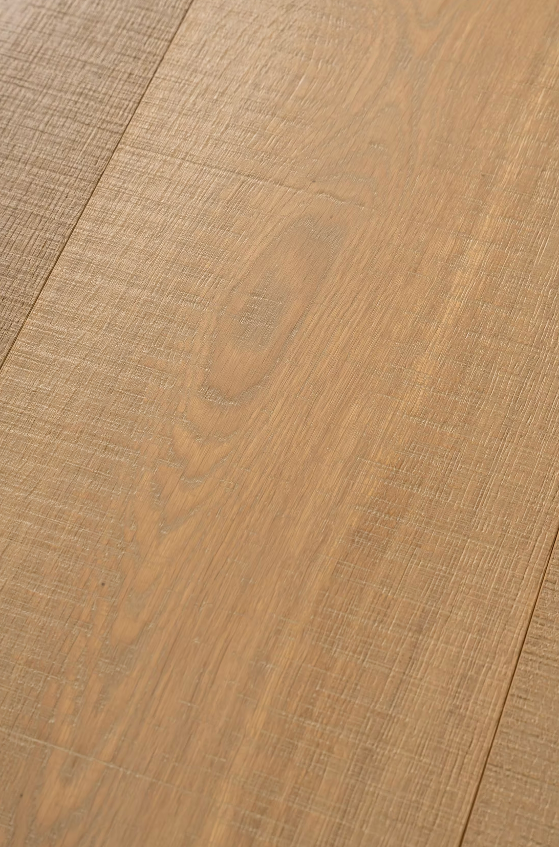 Bentham Plank |Engineered Hardwood| Varnett Collection | Cosima